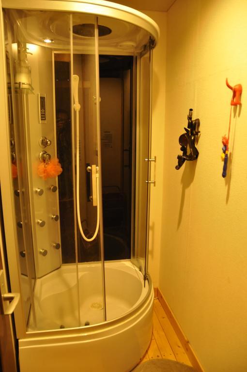 Santana Guest House Osaka Zewnętrze zdjęcie